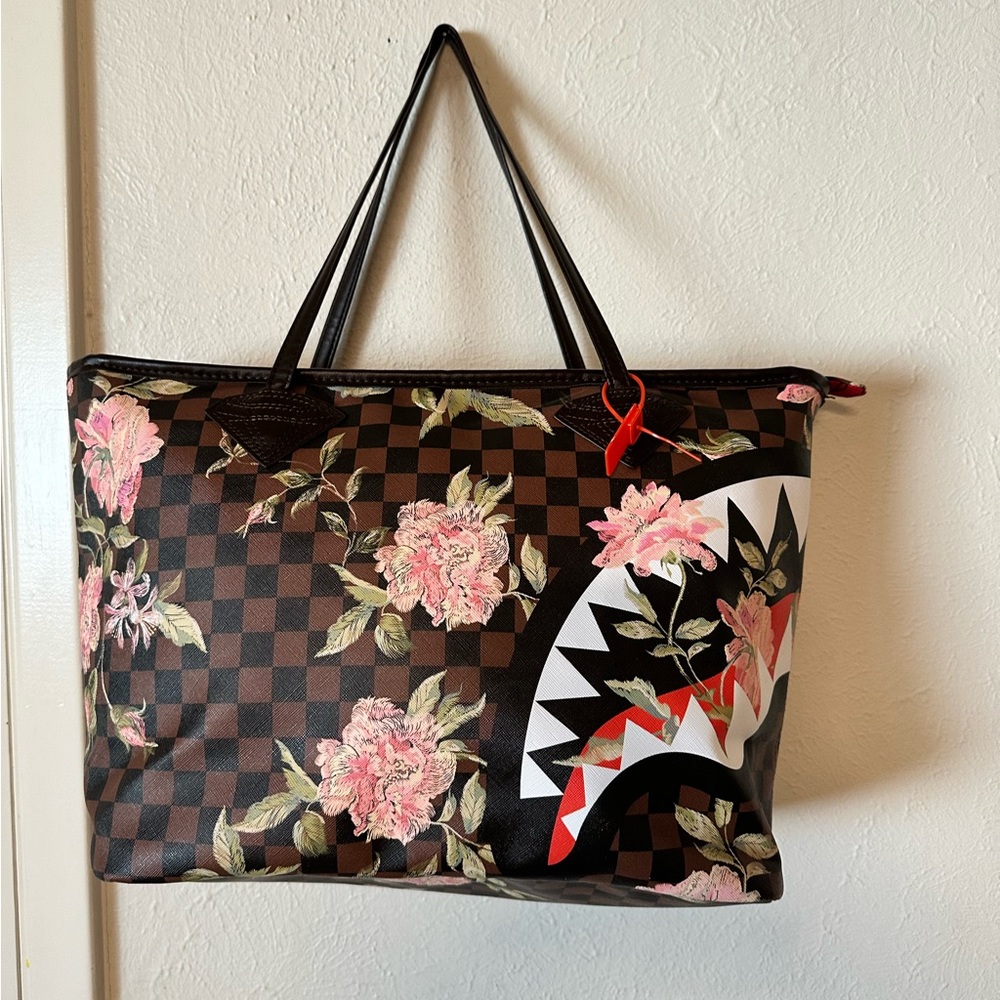 Sprayground tote